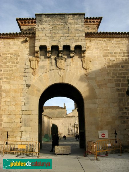 Monestir de Poblet - Porta Daurada