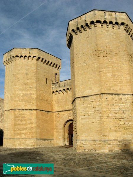 Monestir de Poblet - Porta Reial (Foto: Albert Esteves, 2009) Monestir de Poblet - Porta Reial
