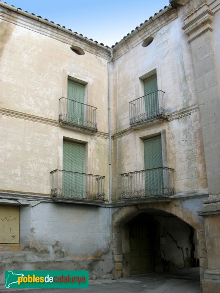 Rocafort de Queralt - Portal del Coguler (Foto: Albert Esteves, 2010) Rocafort de Queralt - Portal del Coguler