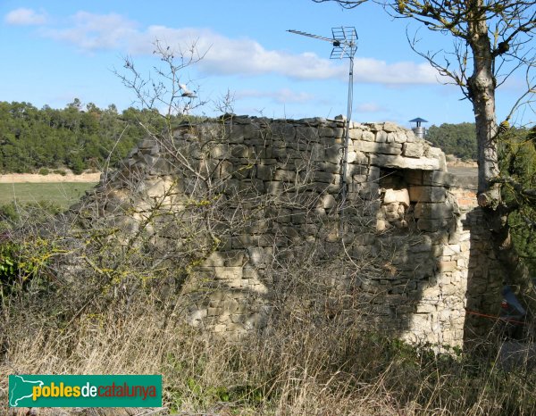 Llorac - Restes del castell d'Albió (Foto: Albert Esteves, 2010) Llorac - Restes del castell d'Albió