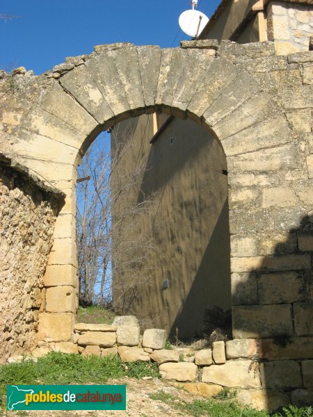 Vallclara - Porta de l'antic cementiri (Foto: Albert Esteves, 2010) Vallclara - Porta de l'antic cementiri