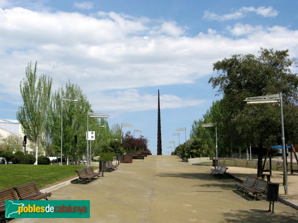 Monument A La Dona Treballadora Terrassa Sant Pere I Vallparad s 