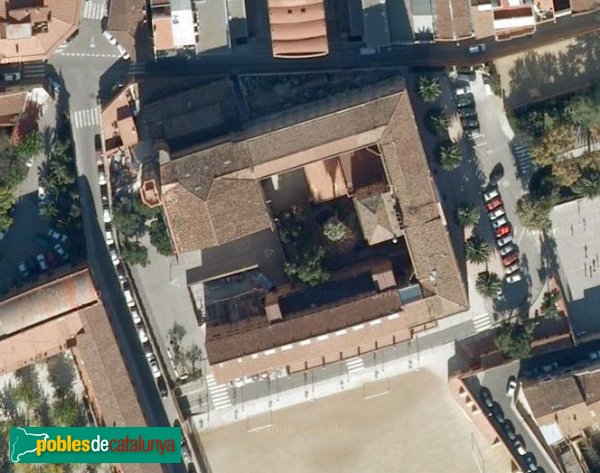 Terrassa - Col·legi Terrassenc, vista aèria (Foto: Google Maps, 2010) Terrassa - Col·legi Terrassenc, vista aèria