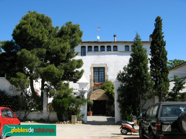 Rubí - Torre de la Llebre (Foto: Albert Esteves, 2010) Rubí - Torre de la Llebre