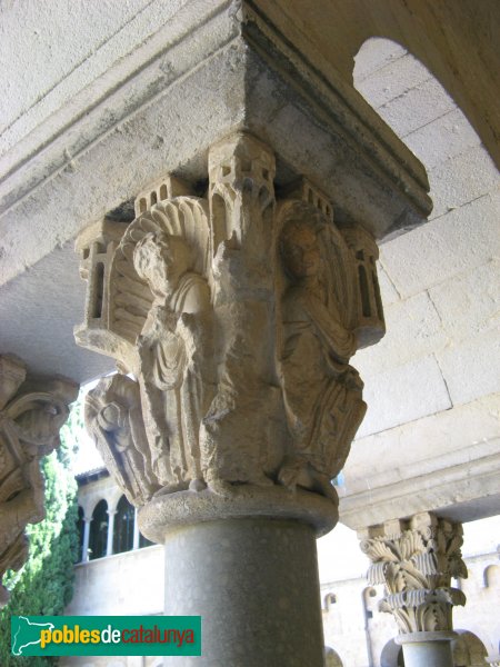 Monestir de Sant Cugat del Vallès - Claustre (Foto: Albert Esteves, 2010) Monestir de Sant Cugat del Vallès - Claustre