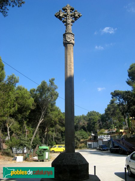 Montcada i Reixac - Creu de Santa Maria (Foto: Albert Esteves, 2010) Montcada i Reixac - Creu de Santa Maria