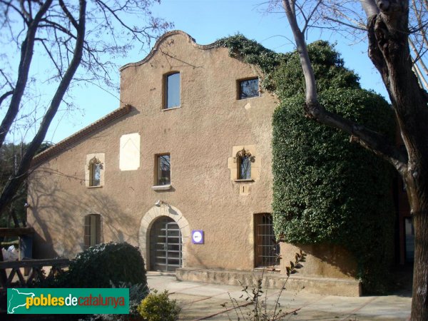 Cerdanyola - Can Fatjó del Molí (Foto: Isaac Fernández, 2010) Cerdanyola - Can Fatjó del Molí