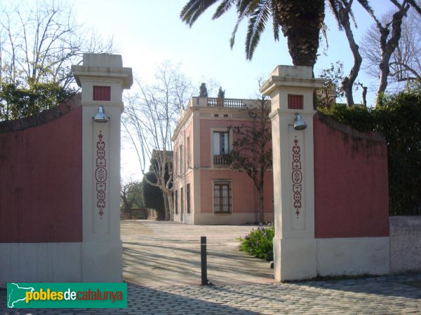 Cerdanyola - Can Fatjó del Molí, casa nova (Foto: Isaac Fernández, 2010) Cerdanyola - Can Fatjó del Molí, casa nova
