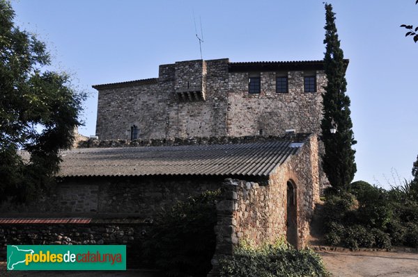 Castell de Plegamans, vist des del N (Foto: Joan Sánchez Sabé, 2010) Castell de Plegamans, vist des del N