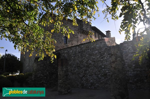 Castell de Plegamans, vist des del NE