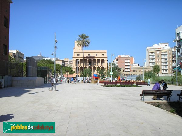 L'Hospitalet de Llobregat - Torre Barrina - Parc de la Marquesa (Foto: Wikimedia Commons) L'Hospitalet de Llobregat - Torre Barrina - Parc de la Marquesa