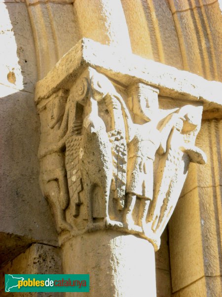 Barcelona - El Conventet, capitell de la porta principal