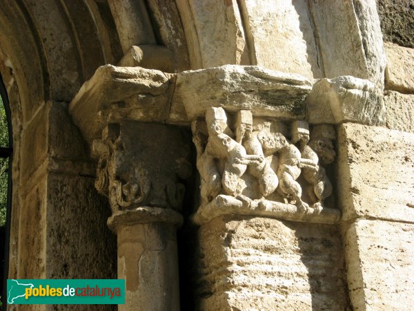 Barcelona - El Conventet, detall porta procedent de Besalú