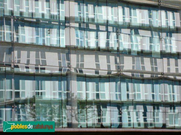 Barcelona - Edifici Nexus II (Foto: <i>Oriol Lladó</i>, 2010) Barcelona - Edifici Nexus II