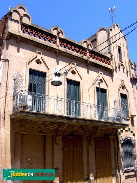 Viladecans - Casa Raurich (Foto: Albert Esteves, 2006) Viladecans - Casa Raurich