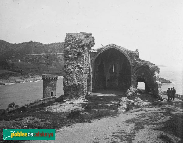 Església Vella de Sant Vicenç (Foto: Josep Salvany - Fons Salvany, Biblioteca de Catalunya, 1920) Església Vella de Sant Vicenç