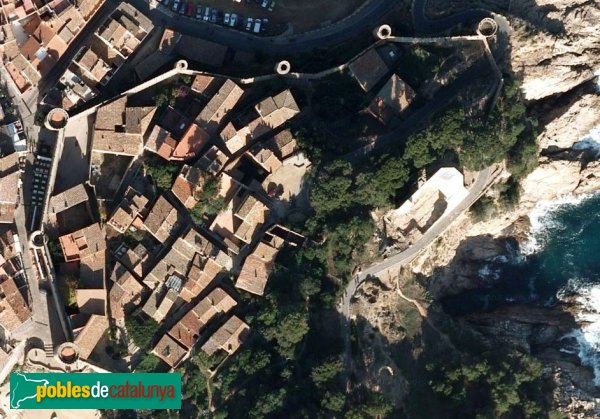 Tossa de Mar - Vila Vella, vista aèria (Foto: Google Maps, 2010) Tossa de Mar - Vila Vella, vista aèria