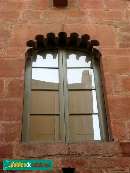Viladecans - Torre del Baró (Foto: Albert Esteves, 2011) Viladecans - Torre del Baró