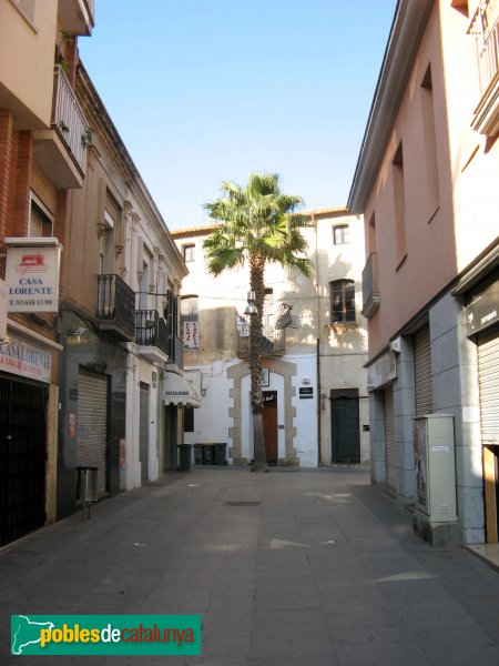 Viladecans - Carrer Àngel Guimerà (Foto: Albert Esteves, 2011) Viladecans - Carrer Àngel Guimerà