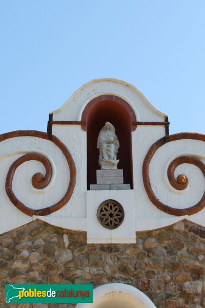 Lloret de Mar - Ermita de les Alegries, detall façana