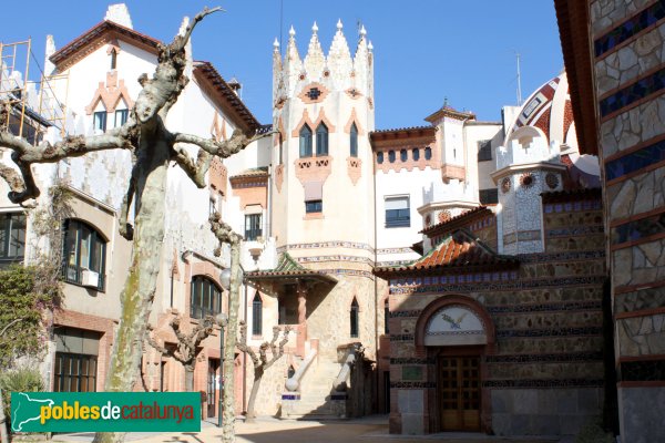 Lloret de Mar - Rectoria i escola parroquial