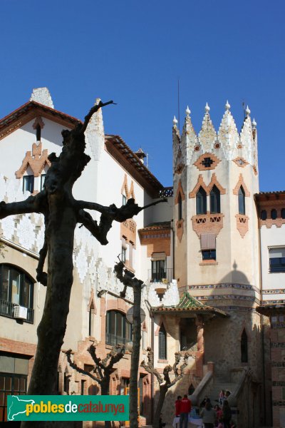 Lloret de Mar - Rectoria i escola parroquial