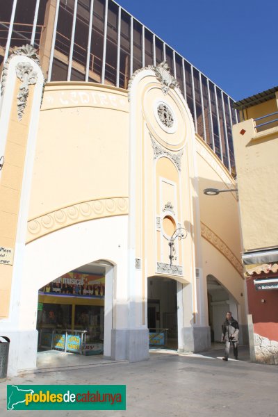 Lloret de Mar - Cinema Modern (Foto: Albert Esteves, 2011) Lloret de Mar - Cinema Modern