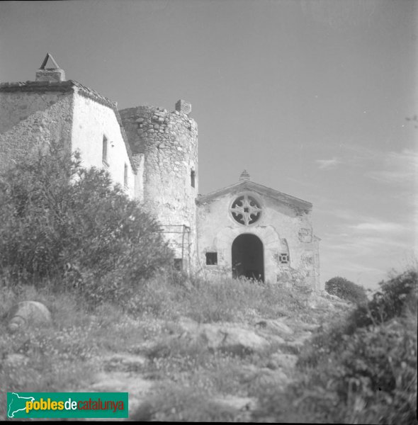 Blanes - Ermita de Santa Bàrbara (Foto: Família Cuyàs - Institut Cartogràfic de Catalunya) Blanes - Ermita de Santa Bàrbara