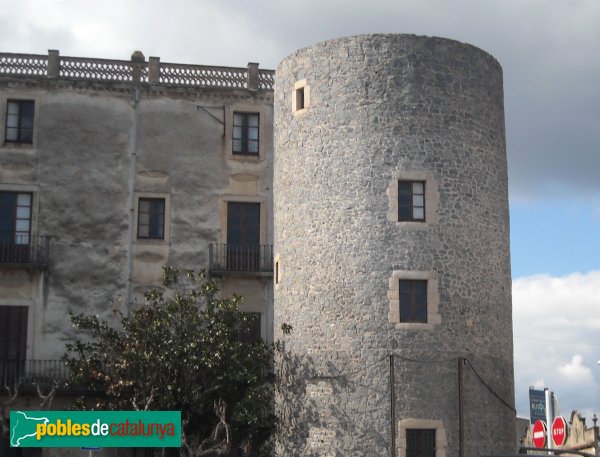 Hostalric - Torre de la muralla (Foto: Alba Esteves, 2011) Hostalric - Torre de la muralla