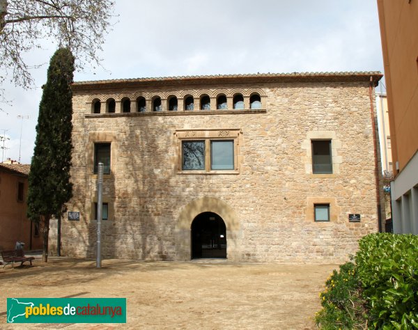 L'Hospitalet de Llobregat - L'Harmonia (Foto: Albert Esteves, 2011) L'Hospitalet de Llobregat - L'Harmonia
