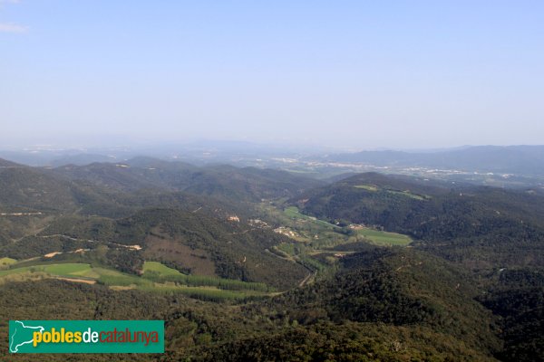 Arbúcies - Panoràmica des del castell de Montsoriu (Foto: Albert Esteves, 2011) Arbúcies - Panoràmica des del castell de Montsoriu