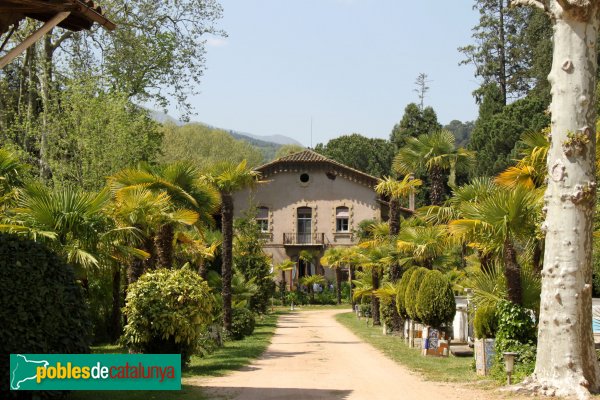 Arbúcies - Casa del parc Mongé (Foto: Albert Esteves, 2011) Arbúcies - Casa del parc Mongé
