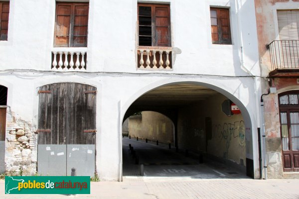 Arbúcies - Carrer de la Pietat (Foto: Albert Esteves, 2011) Arbúcies - Carrer de la Pietat
