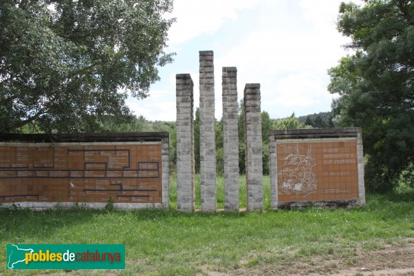 Sant Feliu de Buixalleu - Monument a Ramon Berenguer II