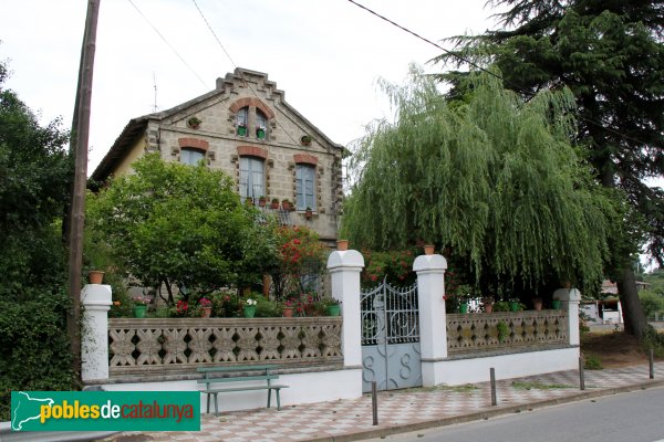 Sant Hilari Sacalm - Casa de la carretera d'Osor