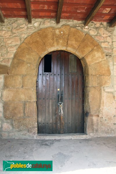 Susqueda - Sant Martí Sacalm, porta de la rectoria