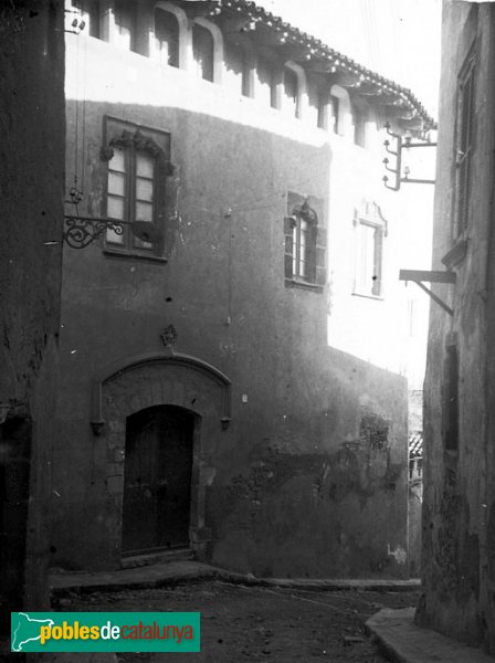 Sant Boi de Llobregat - Can Barraquer (Foto: <i>Josep Salvany. Fons Salvany-Biblioteca de Catalunya</i>, 1916) Sant Boi de Llobregat - Can Barraquer