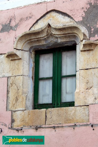 Santa Llogaia d'Àlguema - Casa del carrer Sant Antoni, 11