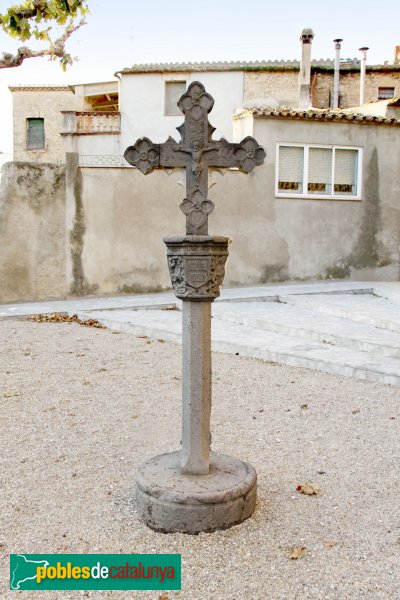 Borrassà - Creu de terme de la plaça Major