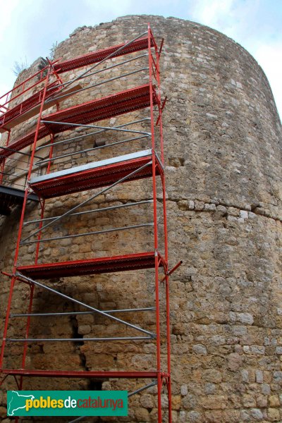Llers - Castell (Foto: Albert Esteves, 2011) Llers - Castell