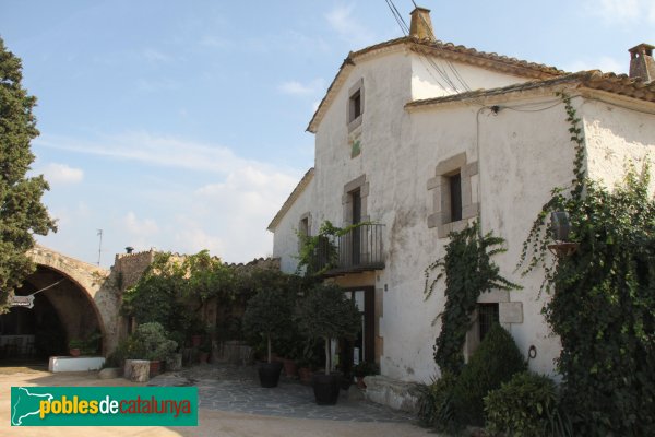 Sils - Hostal de la Granota (Foto: Albert Esteves) Sils - Hostal de la Granota
