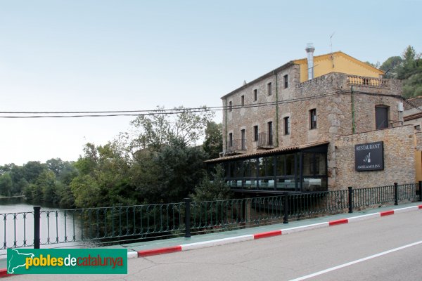 Pont de Molins - Antiga caserna (Foto: Albert Esteves, 2011) Pont de Molins - Antiga caserna