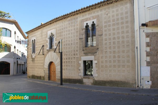 Maçanet de la Selva - Casal del Cavaller (Foto: Albert Esteves, 2011) Maçanet de la Selva - Casal del Cavaller