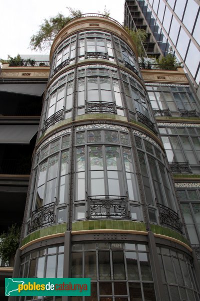 Barcelona - Casa Bonaventura Ferrer (Riera de Sant Miquel, 6) (Foto: Albert Esteves, 2011) Barcelona - Casa Bonaventura Ferrer (Riera de Sant Miquel, 6)