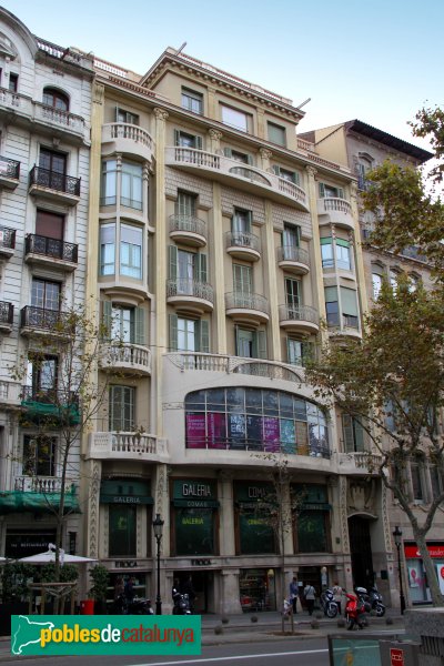 Barcelona - Passeig de Gràcia, 114 (Foto: Albert Esteves, 2011) Barcelona - Passeig de Gràcia, 114