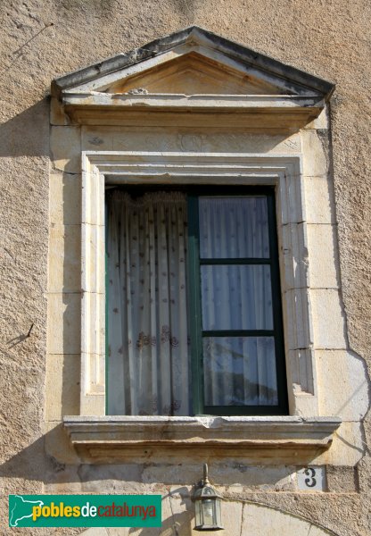 Vilanant - Ca l'Arrufat, finestra 1587