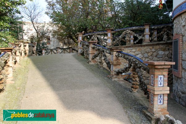 Vilabertran - Can Reig, jardí (Foto: Albert Esteves, 2011) Vilabertran - Can Reig, jardí