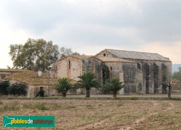 Cabanes - Monestir de Sant Feliu de Cadins (Foto: Albert Esteves, 2011) Cabanes - Monestir de Sant Feliu de Cadins
