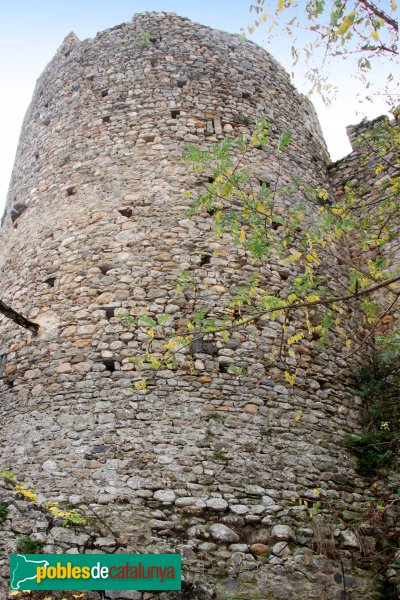 Sant Llorenç de la Muga - Castell de Sant Llorenç (Foto: Albert Esteves, 2011) Sant Llorenç de la Muga - Castell de Sant Llorenç