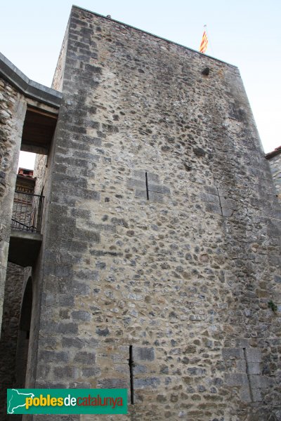 Sant Llorenç de la Muga - Torre de la muralla